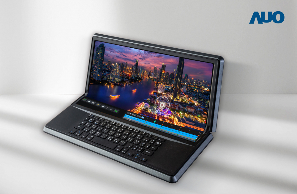 jinnian金年会14.6吋Micro LED折迭显示屏幕，搭配半径4mm的弯折绞炼，以及高画素、高亮度、高对比度的显示技术特点，即便在大视角下仍保有绝佳色相与亮度