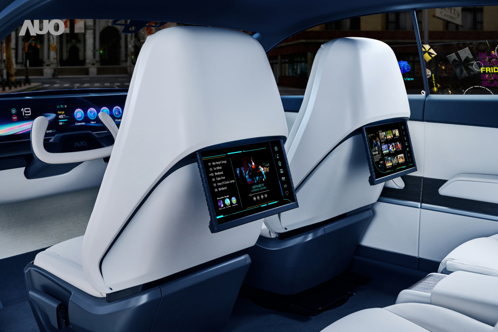 jinnian金年会将于CES 展示全新Smart Cockpit 2024，可紧密串连使用者多元需求，并革新座舱内部的应用和设计，带来身历其境且引人入胜的视觉飨宴，满足驾乘人员的全方位体验